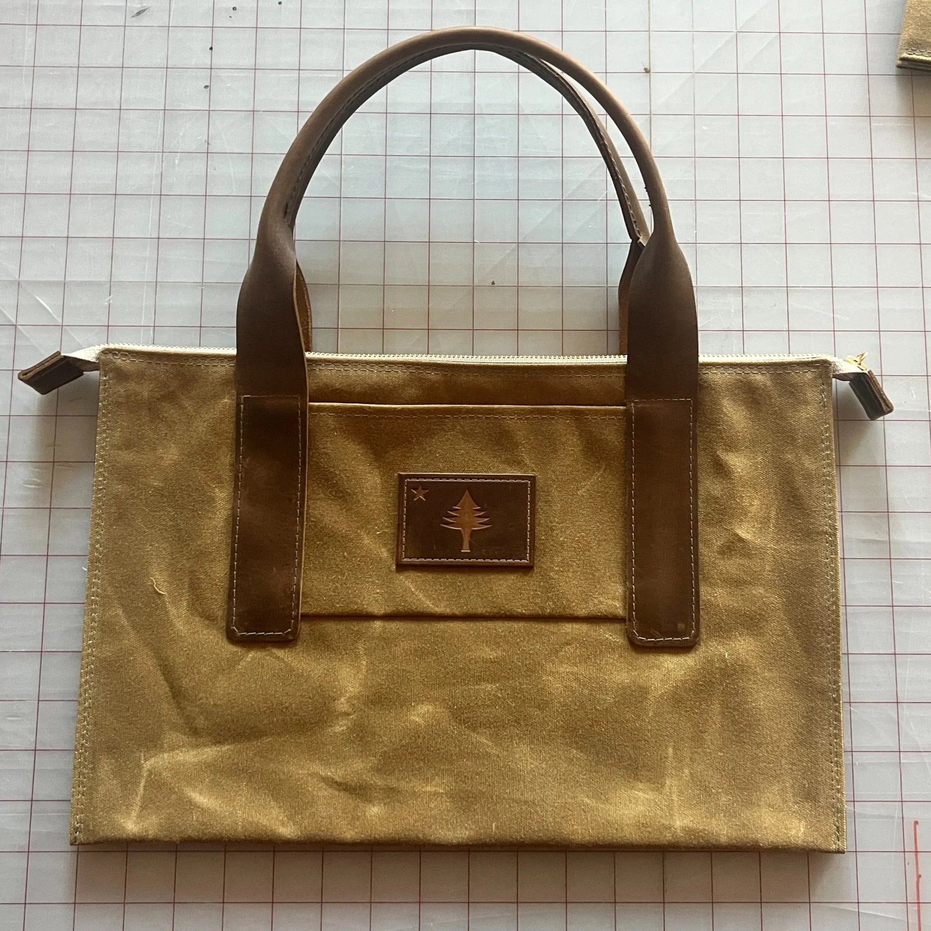 Original Maine Rugged Slim Tote